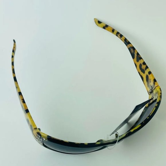 SG00722 Fashion Sunglasses for Women Rectangular, 100% UVA-UVB Protection, Black - Picture 4 of 7